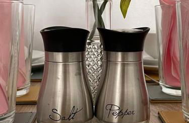 Spacious one bedroom flat, entire property. - Photo 21