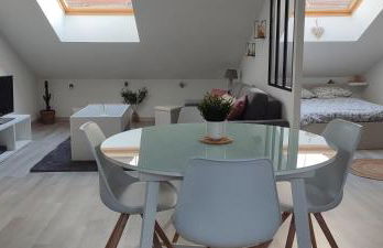 Le Loft 100 m de la gare - Foto 16