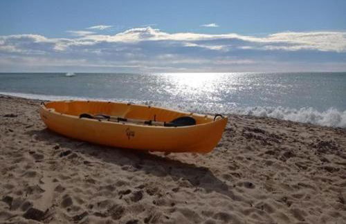 Small building with 4 apartments close to the beach - Foto 8