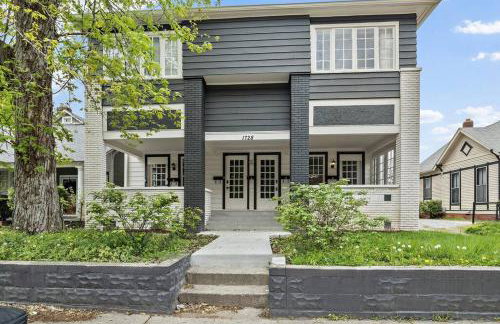 3BR City Chic Modern Apt - Central Location - Foto 24