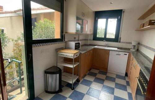 Casa exclusiva Mont-roig con piscina común, aire acondicionado, parking - ES-9-171 - Foto 23