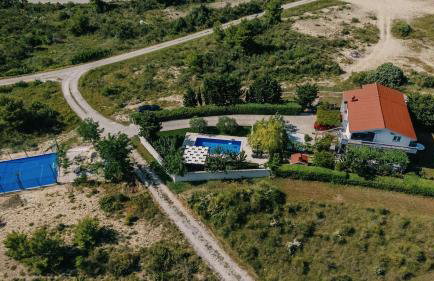 Apartment Ljubica with pool - Photo 52