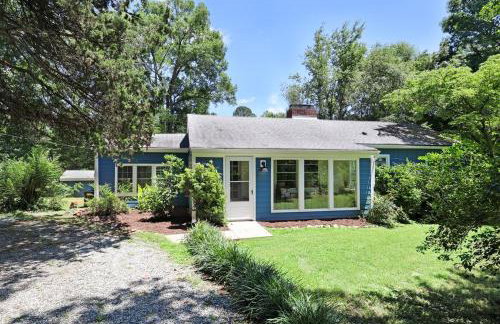 Dog Friendly Lakeside Escape with Hammock and Fire Pit - Foto 24