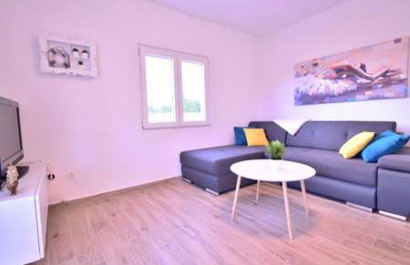 Holiday home Dinko - Photo 17