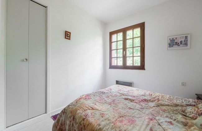 Inviting Holiday Home in Miremont With Garden - Foto 5