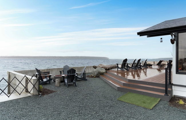 Oceanfront w/ Game Room, Fire Pit, Panoramic Views Angels Landing by Avantstay - Photo 35