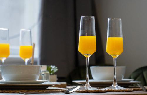 Comfortable 4 Bed Home - Free Parking & Fast WiFi - Foto 71