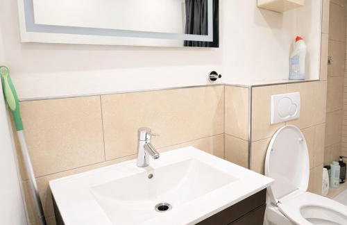 Luxury Design Apartment Düsseldorf City Center mit Balko - Foto 3