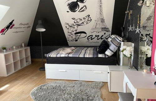 Chata pod strzechą w Beskidach - Foto 42