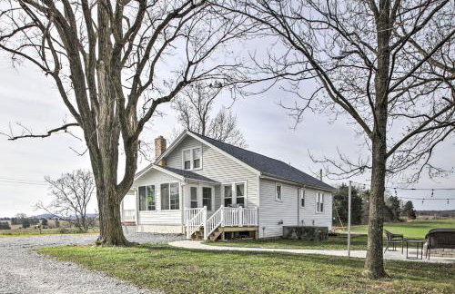 Farm-Style Ste Genevieve Retreat with Fire Pit! - Foto 2
