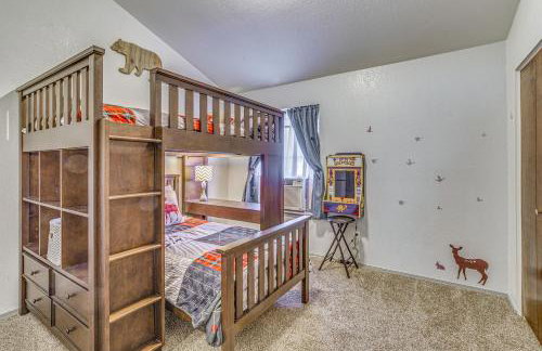 Hike, Golf & Explore: Ruidoso Retreat w/ Deck! - Foto 20