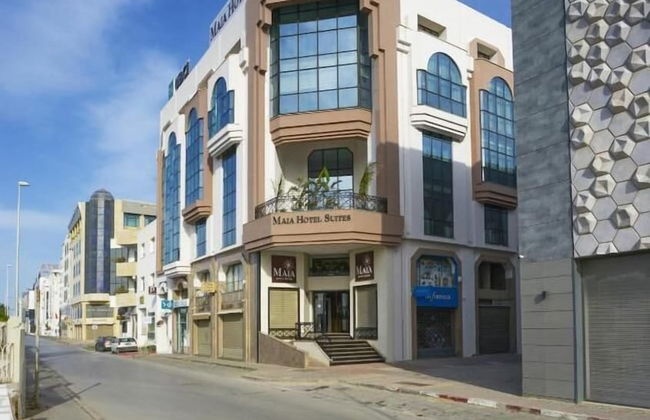 Maia Hotel Suites - Photo 58