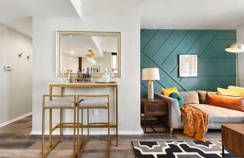 HostWise Stays - Grandview Balcony with Stunning Skyline Views - Foto 9