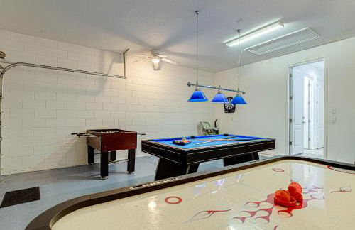 #350-Stunning Villa with Modern Decor, West Facing Pool Overlooking Private Conservation Land - Foto 41