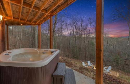 Rivendell - Stunning Views, Fireplace, Hot Tub, Billiards Table, Outdoor Fire Pit - Morganton, GA - Foto 2