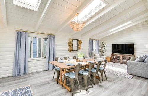 Pet-Friendly Buxton Home with Balcony, 2 Mi to Beach - Foto 7