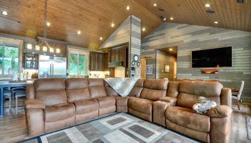 Luxurious Waterfront Retreat with Private Pond! - Foto 4