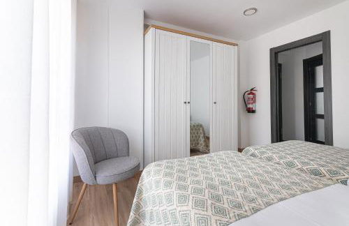 Amplio y reformado apartamento centro Santander - Foto 7