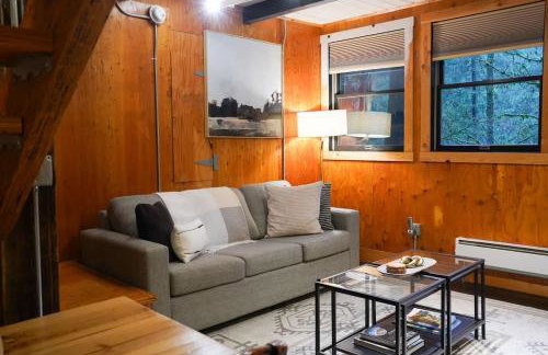 Treetop Hideaway, Sleeps 2 - Foto 59
