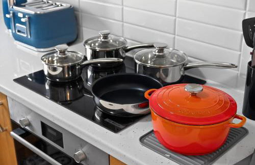 Comfy City Base with Free Parking Walk Everywhere - Foto 14