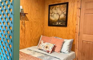 Enchanted Hollow- Cozy, Romantic Woodland Getaway - Photo 66