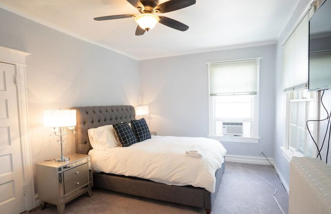 The Colorado Clubhouse in Capitol Hill - Photo 5