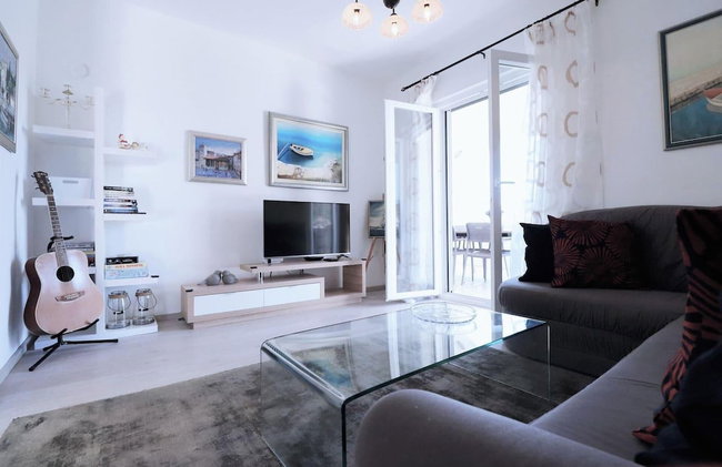 Villa Mendula Trogir - Luxury villa by the beach - heated pool - lush green garden - Photo 23