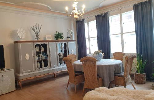 Stillvolle Designwohnung im historischen Zentrum - Foto 7