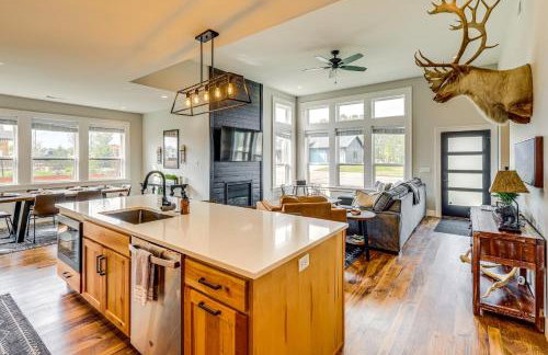 Stylish Montana Vacation Rental with Private Hot Tub - Foto 5