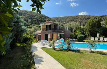 Gialos Villas 1-2 With a Private Pool - Photo 1