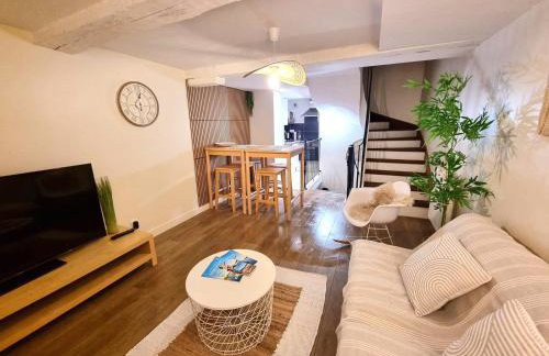 Bali'Sed Triplex bohème près du Château à Sedan, idéal 2 couples, ONLY ADULTS - Foto 10