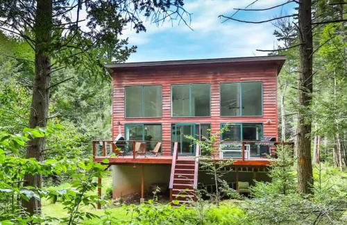 Unique and Private 25ft Waterfall House in Hunter - Foto 75