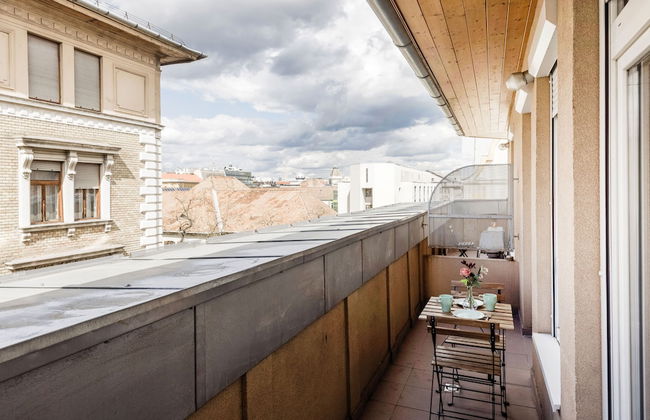 Grand Budapest Penthouse - Photo 60