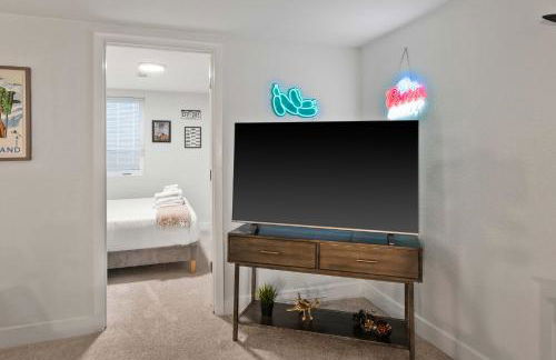 Spacious Retreat Patio, Games, and Quick to DEN - Foto 37