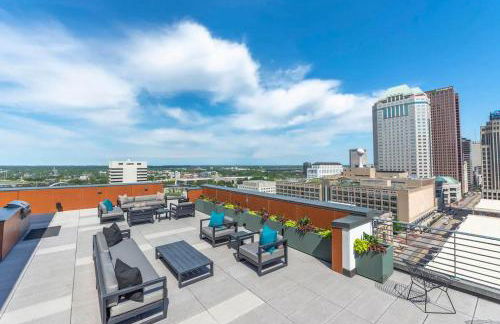 Stylish 2BR Near Dodgers Stadium by Oneluxstay - Foto 9