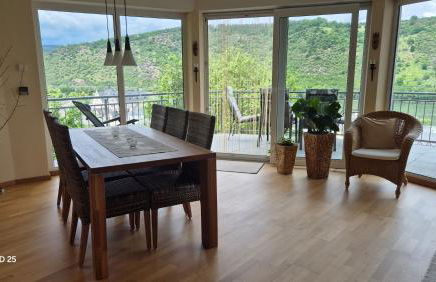 RHEIN-WALD Exklusives Apartment mit Rheinblick - Foto 4