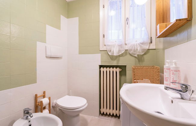 S. Lucia Canal View by Wonderful Italy - Photo 27