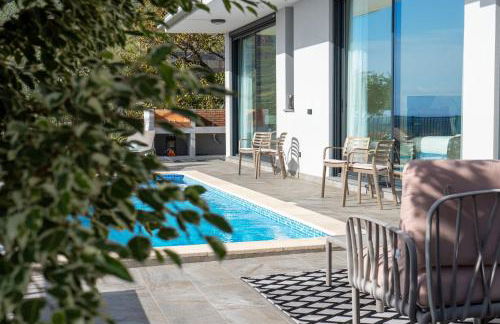 Villa La Perla by LovelyStay - Photo 46