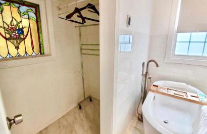 Gorgeous Victorian House!! Entire suite in SAM's home - Foto 22