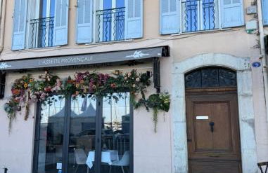 Cannes Old Port, SEAFRONT & SEAVIEWS new reversible air conditioning - Photo 17