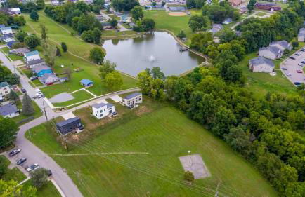 4BR, 2 & half Bath, Hot Tub, Private Parking, Near Ark - Foto 24