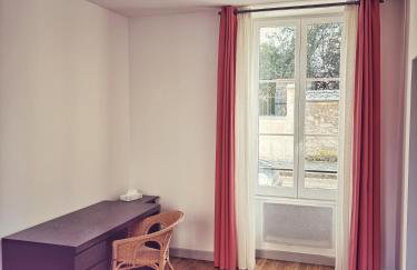 Le jardin de l'arbre sec + parking, proche château. - Foto 15