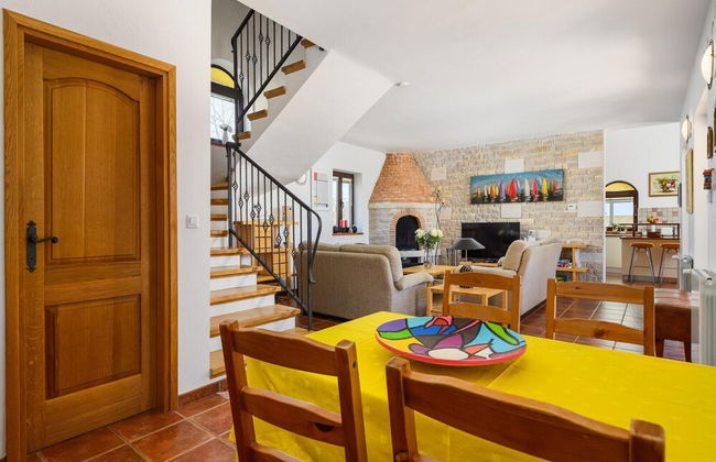 Villa in Visnjan With Private Heated Pool - Photo 30