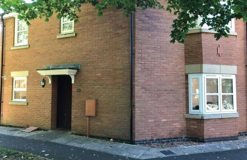 Stylish 3-Bedroom Home with Parking - Foto 14