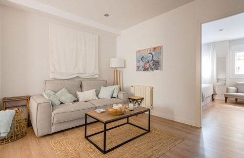 Avenida América - Cama King, AC, junto a la estación - Foto 3