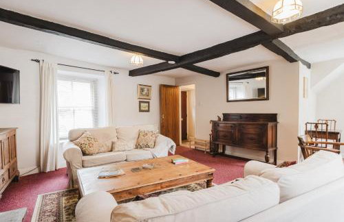 Charming Cotswolds Retreat in the Heart of Dursley - Foto 25
