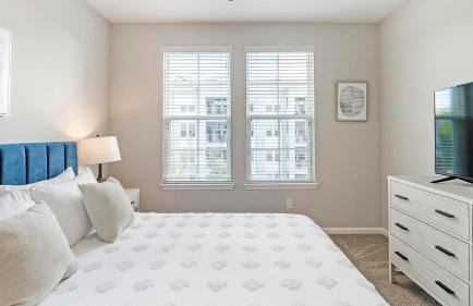 Landing Incredible 2BD Pool Clubhouse - Foto 12