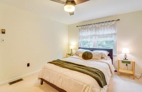 Mtn-View Escape with Large Yard in Duncansville! - Foto 16