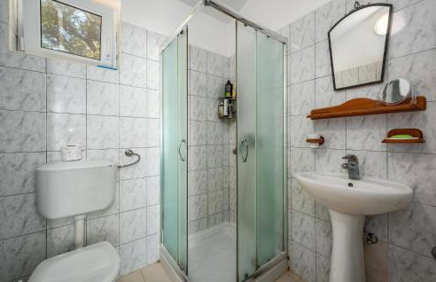 3 Bedroom Beautiful Home In Pavicini - Foto 20