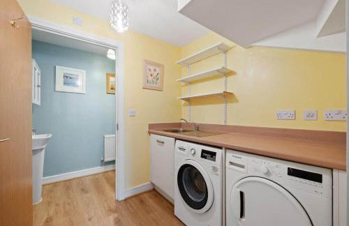 Modern Townhouse in Penryn with Private Parking - Foto 25